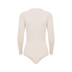 Silueta trasera body manga larga cuello alto para mujer color marfil de Lunia.