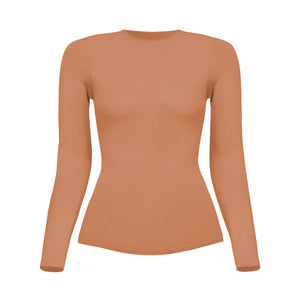 Silueta camiseta manga larga cuello alto para mujer color café claro de Lunia, vista frotal
