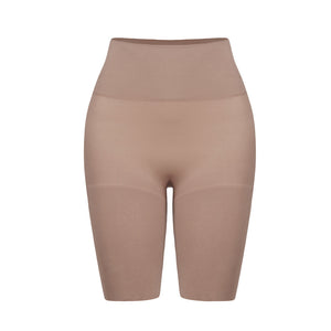 Short moldeador invisible con control abdomen y piernas ghost frente